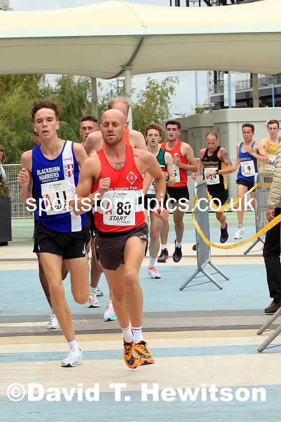 Senior mens 6 Stage Relay, 2022 Northern Road Relays, SportsCity, Manchester. Photo: David T. Hewitson/Sports for All Pics